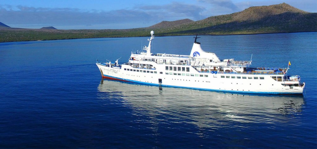 galapagos legend cruise ship - M/V Galapagos Legend Cruise  Luxury Ship Galapagos