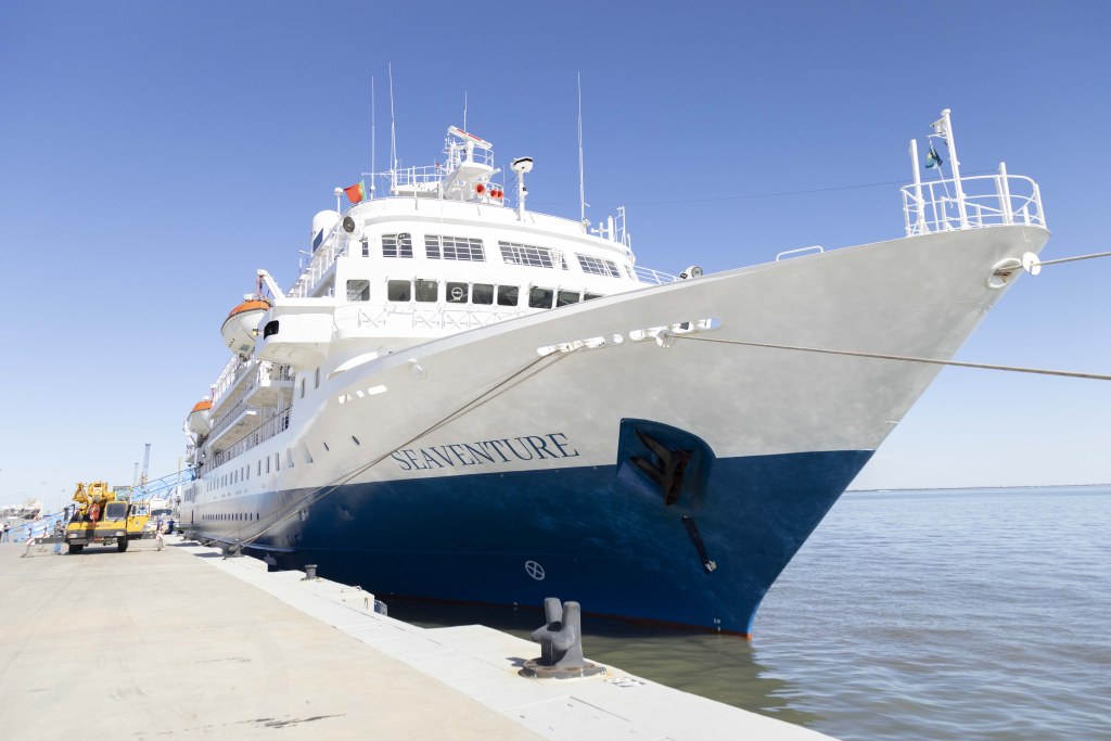 sea venture cruise ship - Meet our Polar Expedition Ship, the MS Seaventure - Polar Latitudes