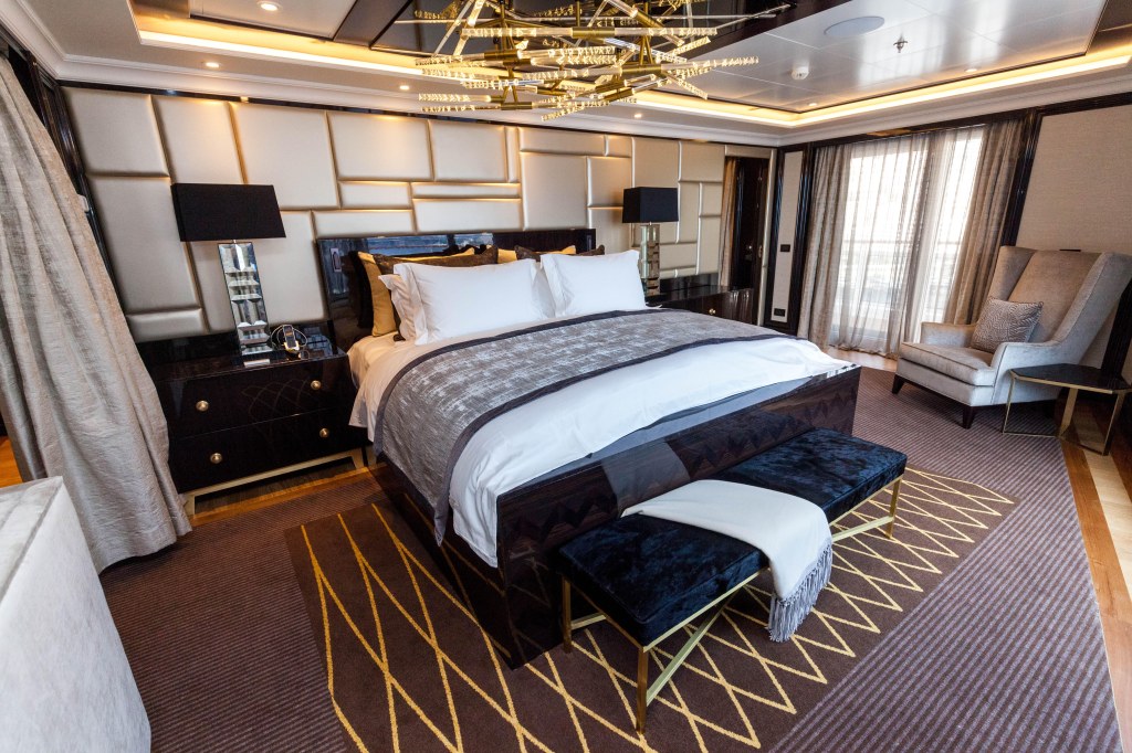 what is the most expensive room on a cruise ship - Most Expensive Cruise Ship Suites