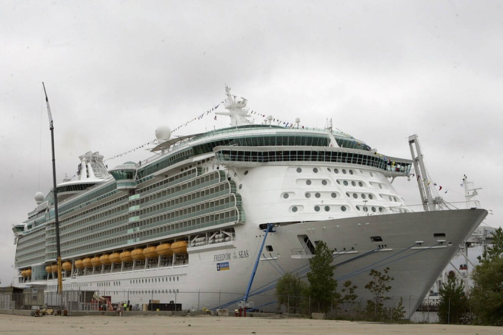 vancouver island cruise ship schedule - Victoria