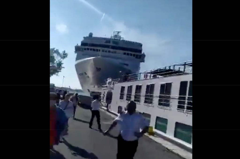 msc divina cruise ship crash - Video Showing MSC Cruise Ship Crashing into Venice Dock